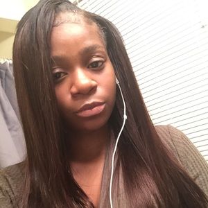 Meet your Posher, Jeanette